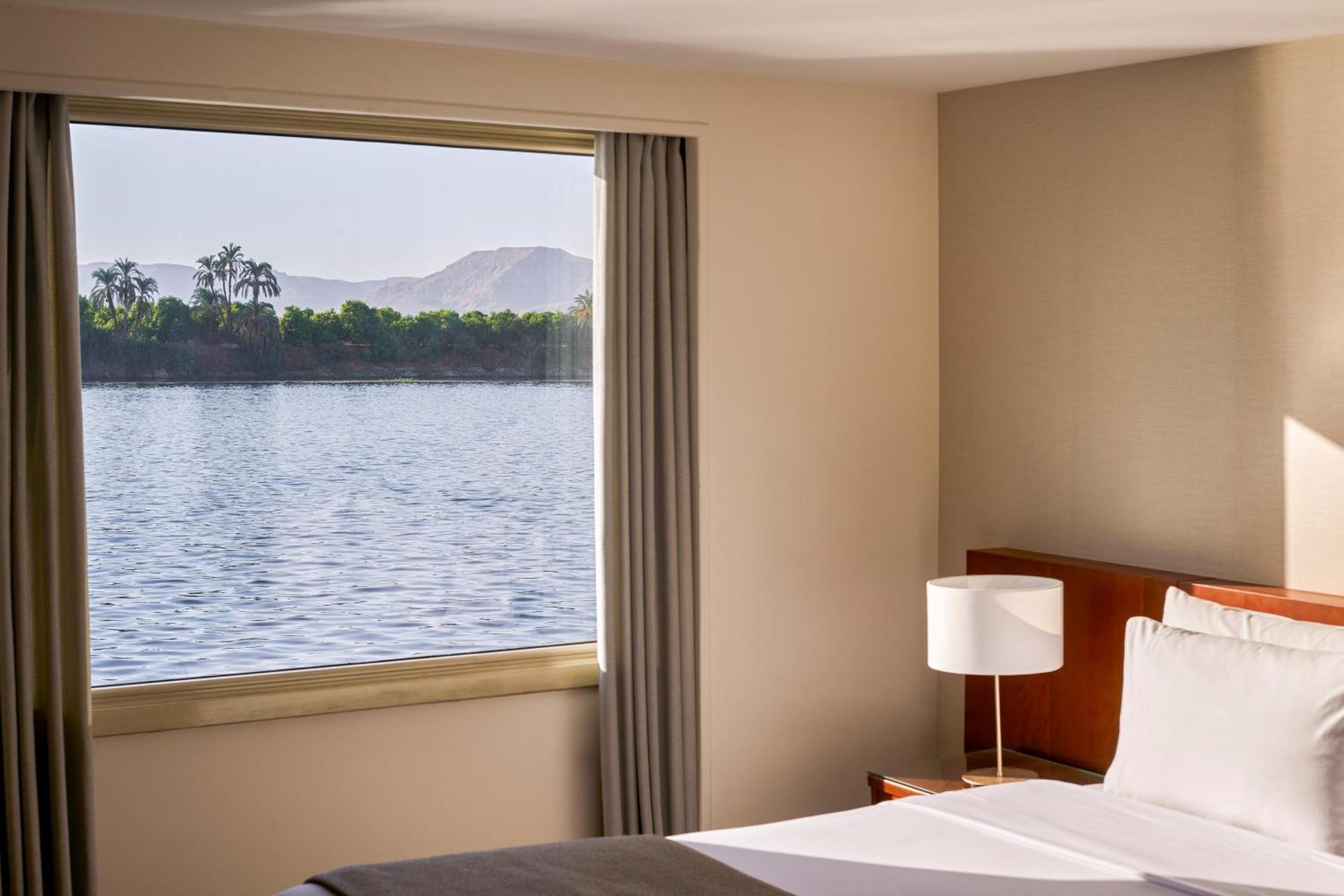 Moevenpick Royal Lotus Nile Cruise, Every Monday Four Nights From Luxor, Every Friday Three Nights From Aswan - Including Excursions & Sightseeing エクステリア 写真